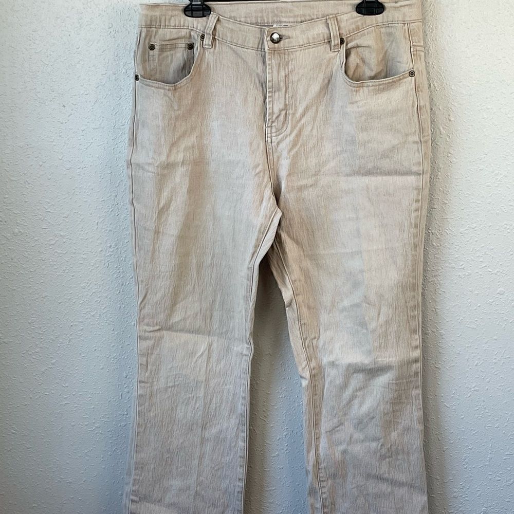 Pre-Owed DG2 by Diane Gilman Womens Tan Stretch Jeans Size 12P